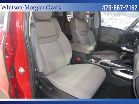 Used 2024 Nissan Frontier SV w/ SV Convenience Package AWD/4WD image 28