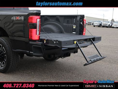 Used 2024 Ford F250 Platinum image 45