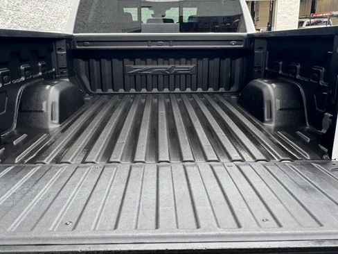 Used 2024 Chevrolet Silverado 1500 ZR2 w/ Technology Package AWD/4WD image 17