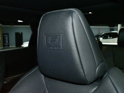 Used 2024 Lexus RX 500h F Sport w/ Convenience Package image 9