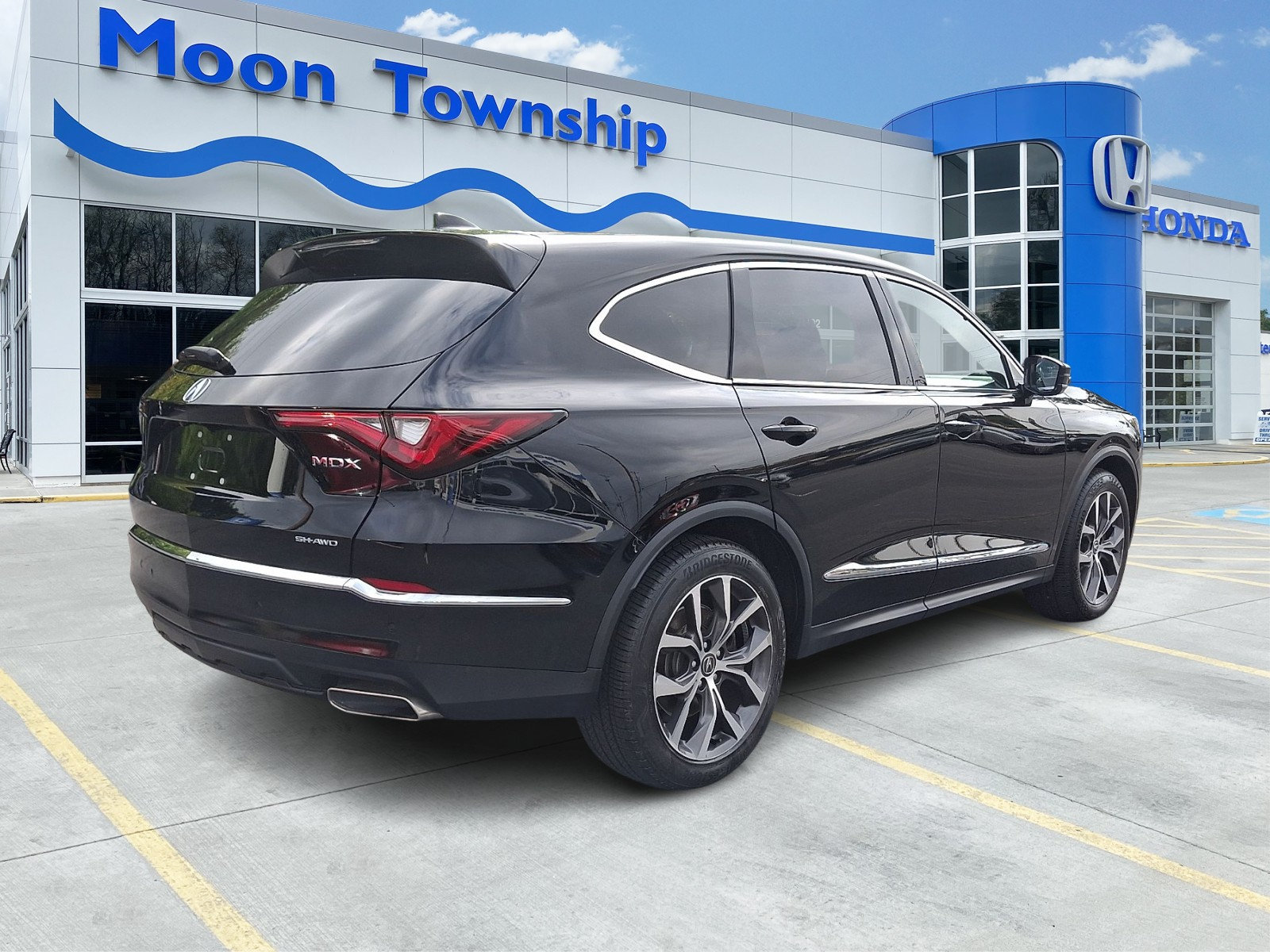 Used 2024 Acura MDX w/ Technology Package AWD/4WD image 6