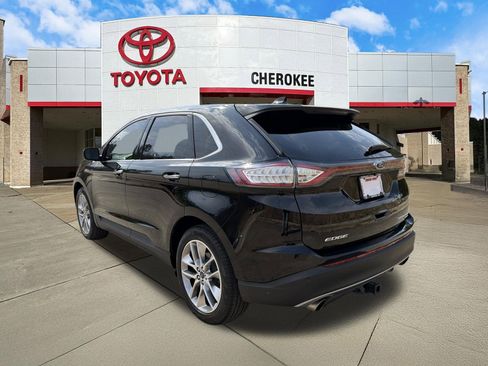 Used 2018 Ford Edge Titanium w/ Equipment Group 301A image 7