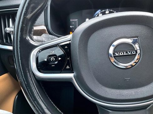 Used 2018 Volvo S90 T5 Momentum w/ Protection Package Premier image 15