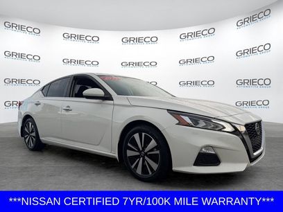 Certified 2022 Nissan Altima 2.5 SV