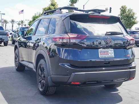 New 2026 Nissan Rogue SV image 5