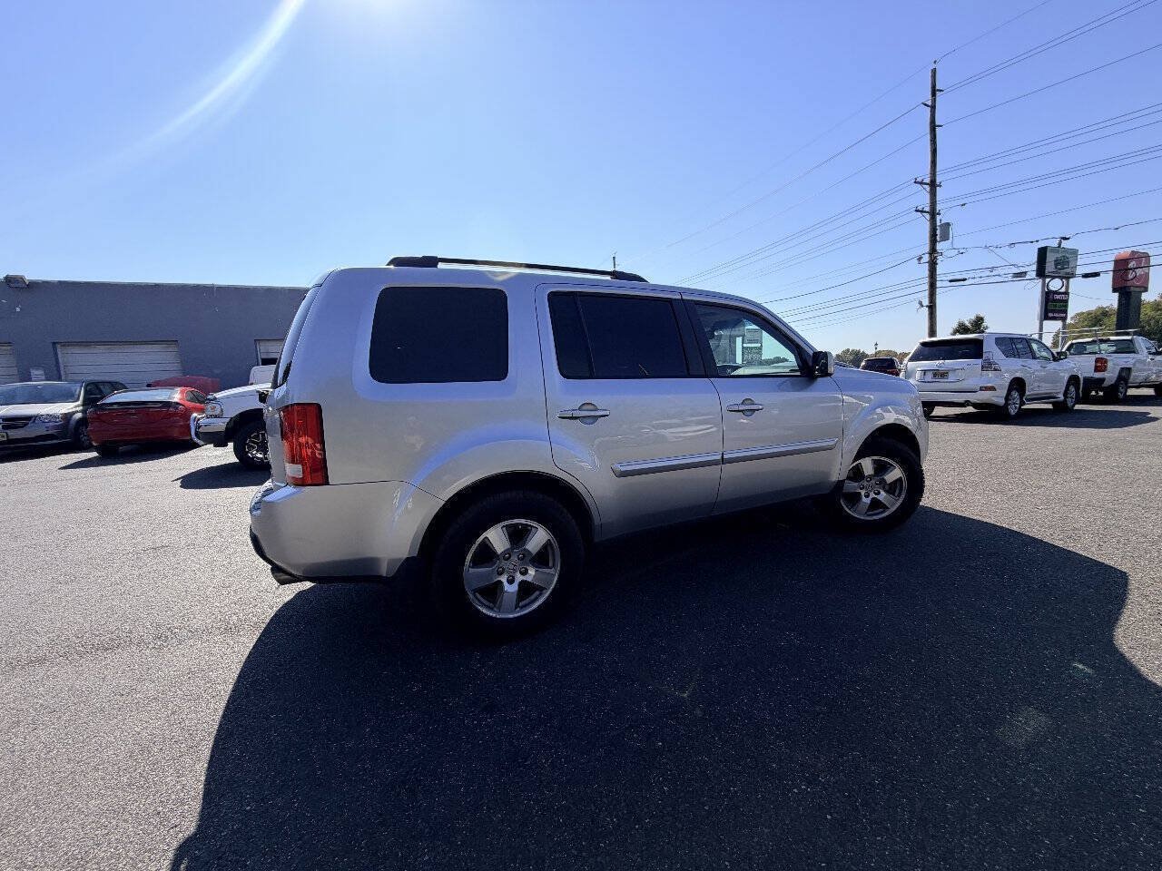 Used 2010 Honda Pilot EX-L image 25