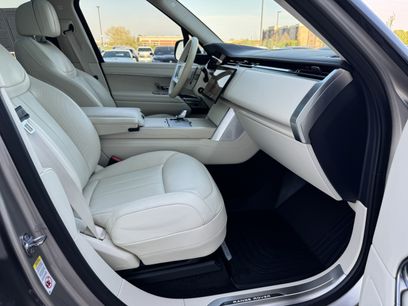 Certified 2024 Land Rover Range Rover SE