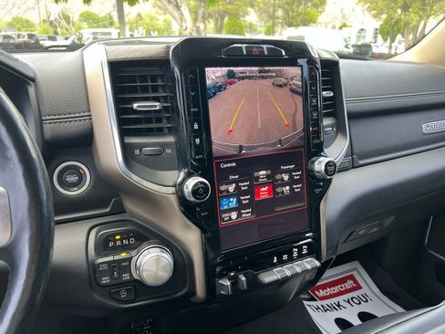 Used 2019 RAM 1500 Laramie AWD/4WD image 35