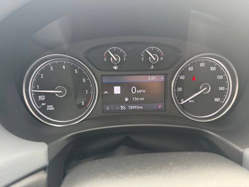 Used 2023 Buick Enclave Essence w/ Experience Buick Package AWD/4WD image 18