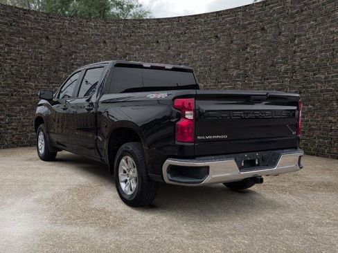 Used 2020 Chevrolet Silverado 1500 LT w/ Remote Start Package AWD/4WD image 4