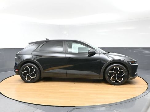 Used 2022 Hyundai Ioniq 5 SE w/ Cargo Package RWD image 4