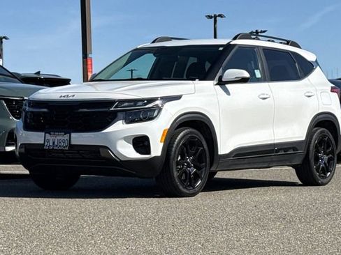 Certified 2024 Kia Seltos X-Line AWD/4WD image 10