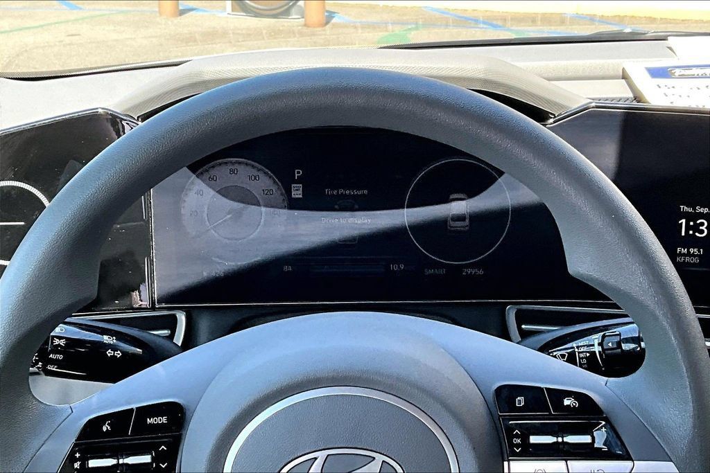Certified 2024 Hyundai Elantra SEL FWD image 14