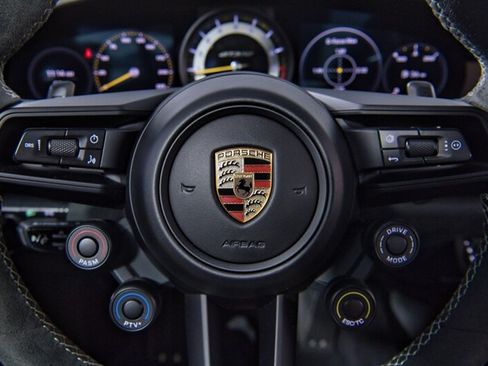 Used 2025 Porsche 911 GT3 RS RWD image 23