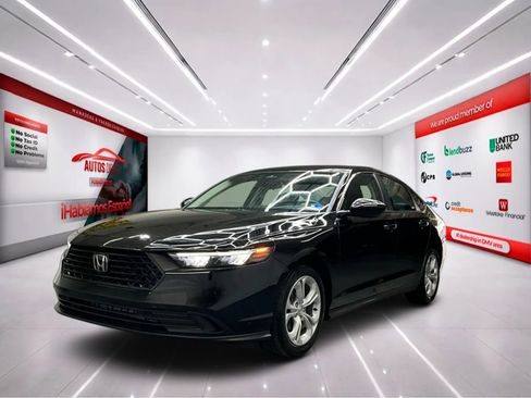 Used 2025 Honda Accord LX image 4
