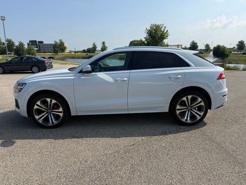 Used 2019 Audi Q8 Premium Plus w/ Premium Plus AWD/4WD image 2