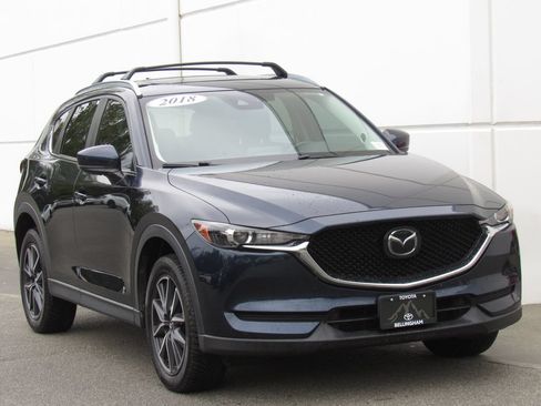 Used 2018 MAZDA CX-5 Touring w/ Preferred Equipment Package AWD/4WD image 2