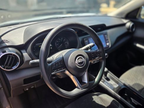 Used 2024 Nissan Kicks SV FWD image 15