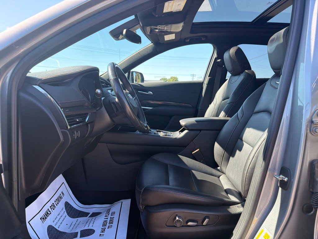 Used 2023 Cadillac XT4 Sport w/ Trailering Package AWD/4WD image 21
