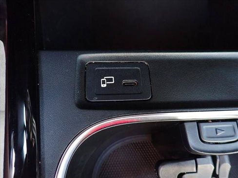 Used 2021 Mercedes-Benz CLA 250 4MATIC image 17