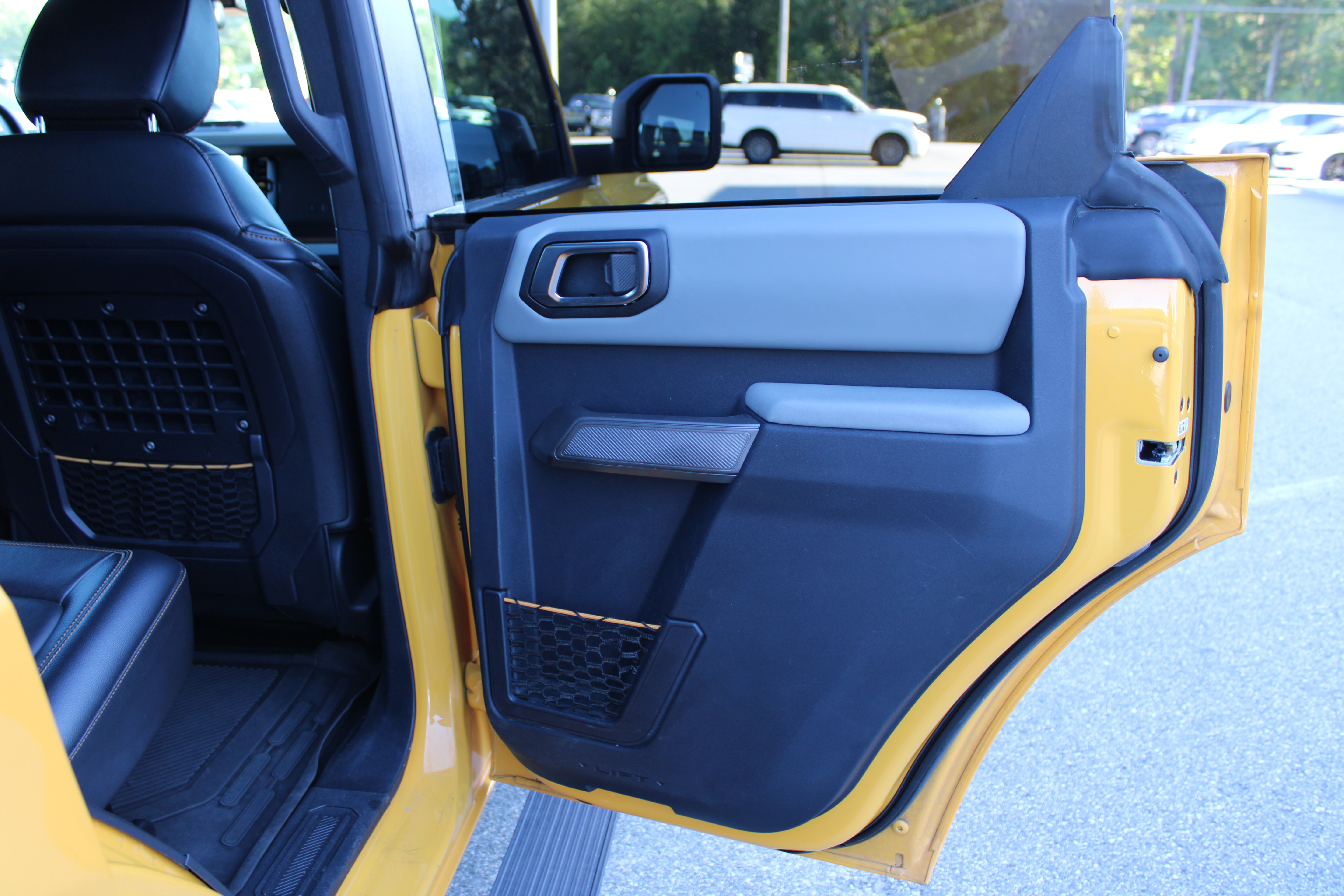 Used 2022 Ford Bronco Badlands AWD/4WD image 14