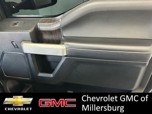 Used 2020 Ford F250 Lariat w/ Lariat Ultimate Package image 29