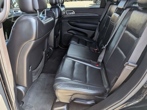 Used 2020 Jeep Grand Cherokee Limited AWD/4WD image 26