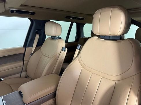 New 2026 Land Rover Range Rover SE image 15