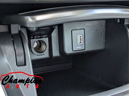 Used 2018 Honda Accord LX image 23