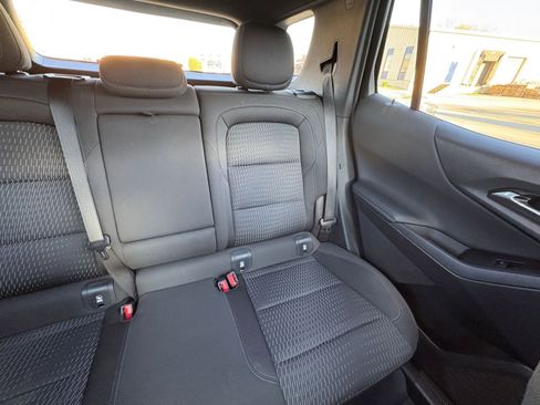 Used 2025 Chevrolet Equinox LT image 37