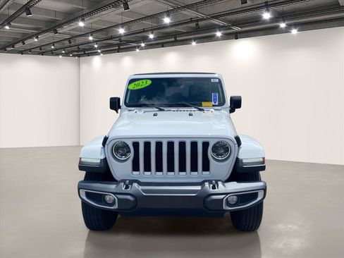 Used 2023 Jeep Wrangler Unlimited Sahara w/ LED Lighting Group AWD/4WD image 2