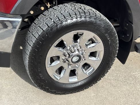 Used 2019 Ford F250 Lariat w/ Lariat Ultimate Package image 12