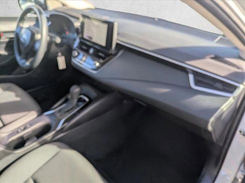 Used 2025 Toyota Corolla LE image 19