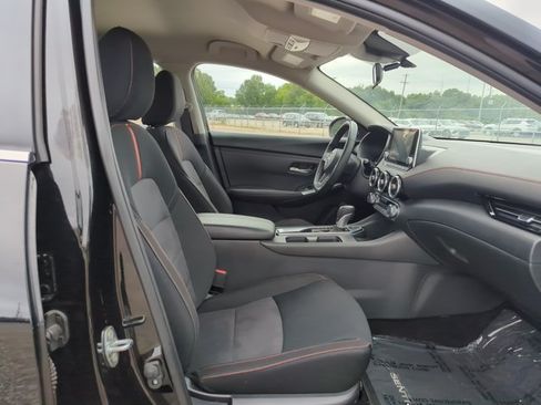 Used 2025 Nissan Sentra SR FWD image 19