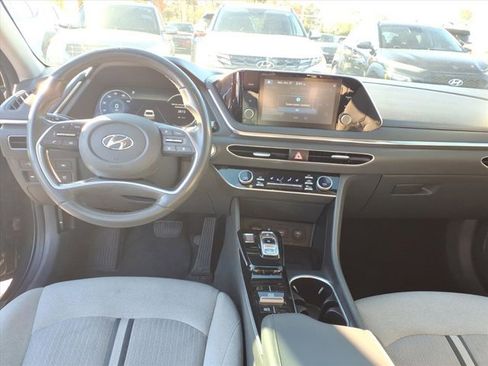 Used 2021 Hyundai Sonata SEL w/ Convenience Package image 13