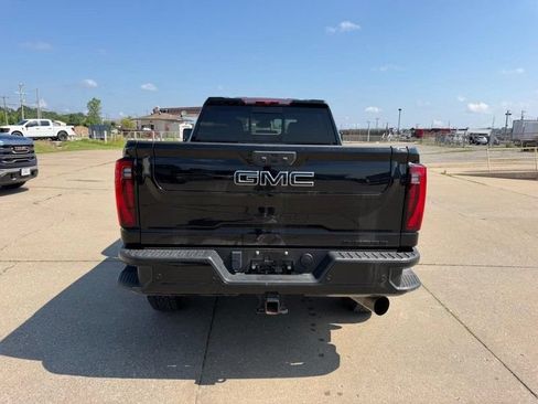 Used 2024 GMC Sierra 2500 Denali w/ Max Trailering Package AWD/4WD image 4