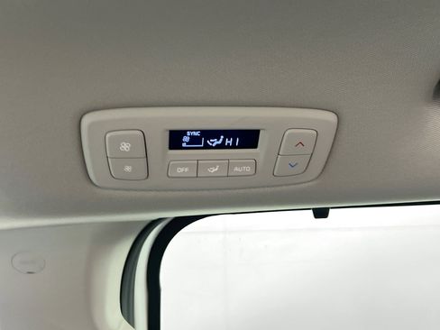 Used 2024 Kia Carnival SX FWD image 25