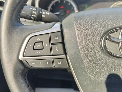 Used 2023 Toyota Highlander XSE AWD/4WD image 26