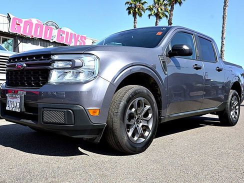 Used 2022 Ford Maverick XLT image 1