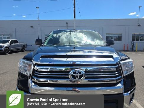 Used 2016 Toyota Tundra SR5 w/ TRD Off Road Package AWD/4WD image 8