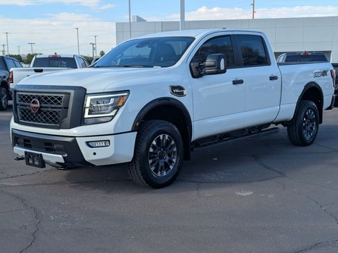 Certified 2023 Nissan Titan PRO-4X image 5