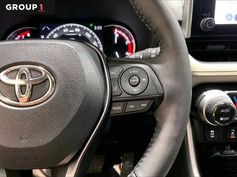 Used 2024 Toyota RAV4 XLE image 24