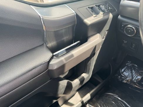 Used 2016 Ford F150 XLT w/ Equipment Group 302A Luxury AWD/4WD image 33