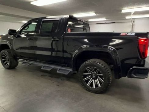 Used 2022 GMC Sierra 1500 AT4 w/ AT4 Premium Package image 6