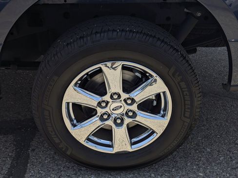 Certified 2020 Ford F150 XLT w/ Equipment Group 302A Luxury RWD image 7