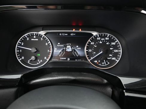 Certified 2024 Nissan Pathfinder SV FWD image 16