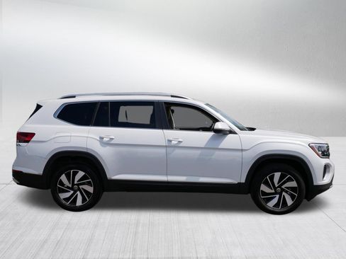 Certified 2025 Volkswagen Atlas SEL AWD/4WD image 8