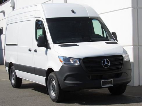 New 2025 Mercedes-Benz Sprinter 2500 image 2
