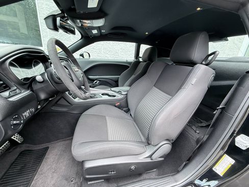 Used 2019 Dodge Challenger R/T Scat Pack w/ 1320 Drag Pack RWD image 14