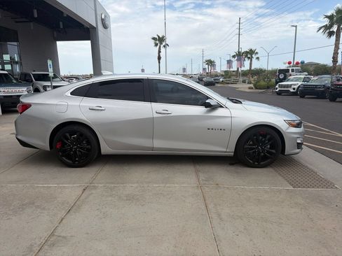 Used 2020 Chevrolet Malibu LT w/ Redline Edition FWD image 8